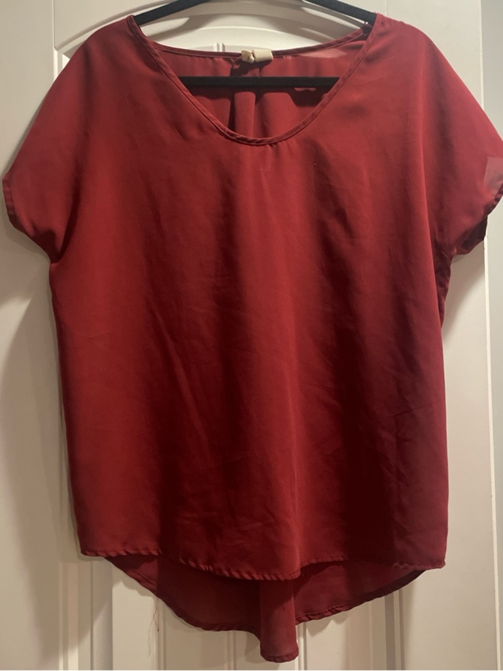 Dark Red Blouse Medium Short Sleeve High Low Hem Relaxed Fit Top